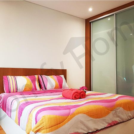 Klcc Service Suites By Home Sweet Home Kuala Lumpur Exterior photo